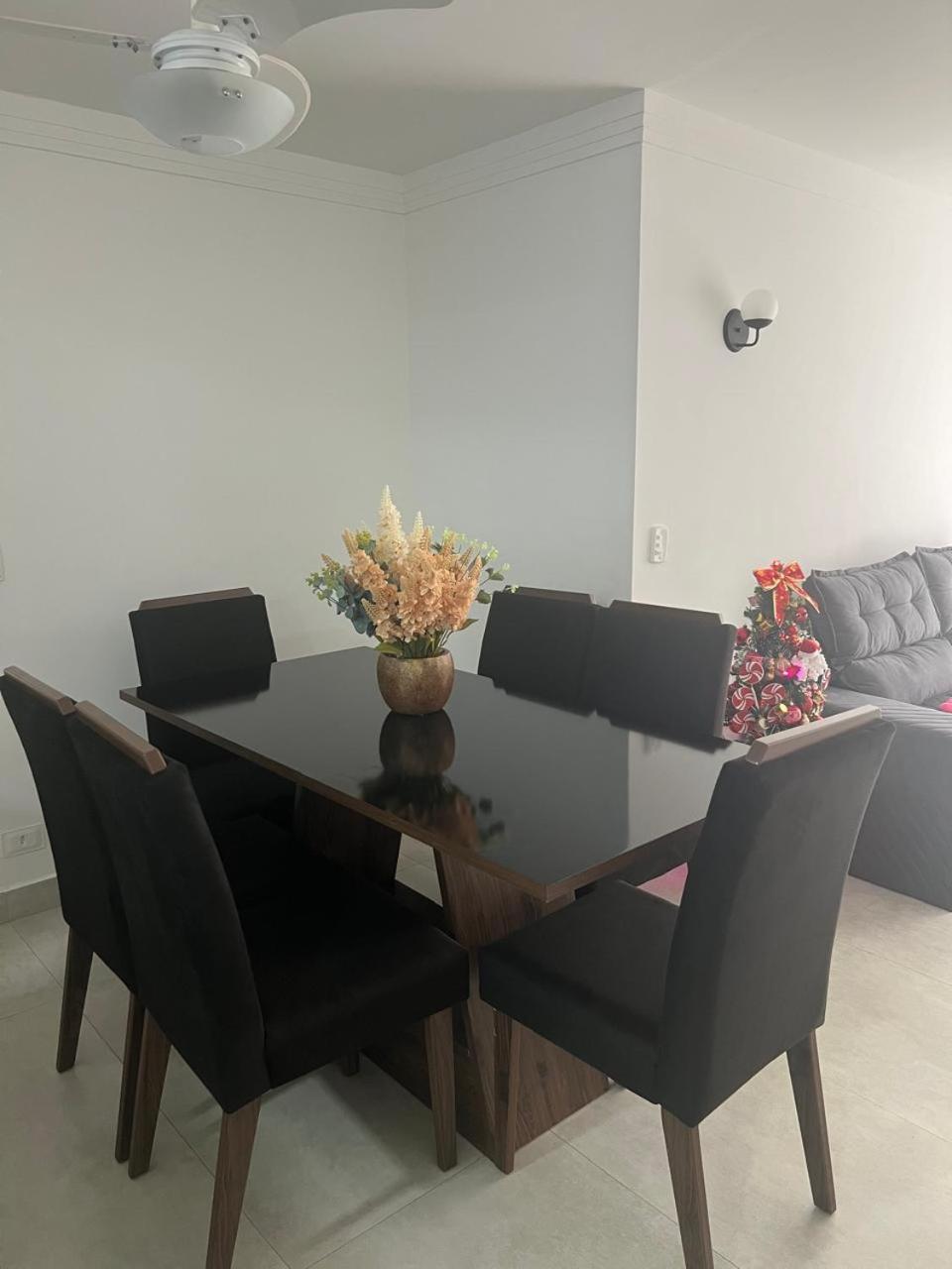Beleza De Apartamento 300 Metros Da Praia 瓜鲁雅 外观 照片